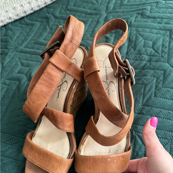 The best Jessica Simpson Wedge . - Picture 4 of 5